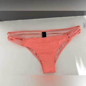 Smart & sexy bikini bottom